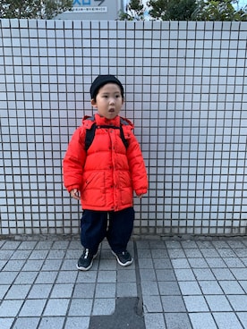 「アイテム（ダウンジャケット/コート、レッド系）」を使った、ケイワタベさん（キッズ・100cm）の冬コーディネート