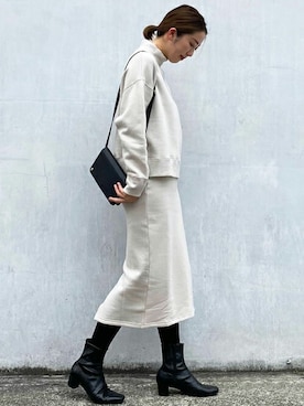 「MK MICHEL KLEIN（エムケーミッシェルクラン）のアイテム（スウェット）」を使った、MKミッシェルクランさん（レディース・163cm）の冬コーディネート