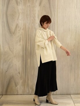 「MKミッシェルクラン」｜「アイテム（パーカー）」を使った、MKミッシェルクランさん（レディース・165cm）の秋コーディネート