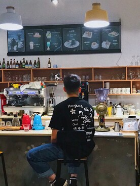 郭补补さんのコーディネート