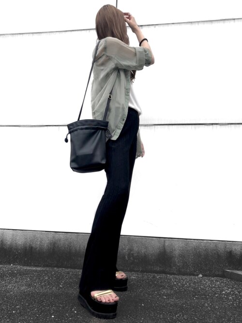 Ruru Grlのシャツ ブラウスを使ったコーディネート Wear