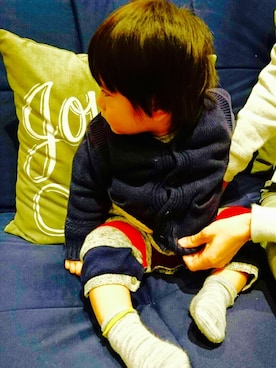 「ボーダーニット」｜「アイテム（オールインワン・サロペット）」を使った、Allenさん（キッズ・70cm）の冬コーディネート