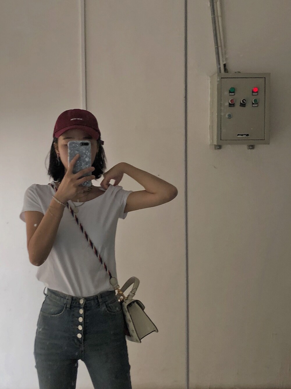 「GUCCIのGucci - Sylvie Mini Chain-embellished Leather Shoulder Bag - White（ショルダーバッグ、ホワイト系）」を使った、haxhaxさん（レディース・168cm）の秋コーディネートの1枚目の写真