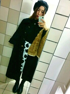 「ケープコート」｜「アイテム（アクセサリー）」を使った、周さん（レディース・161cm）の冬コーディネート
