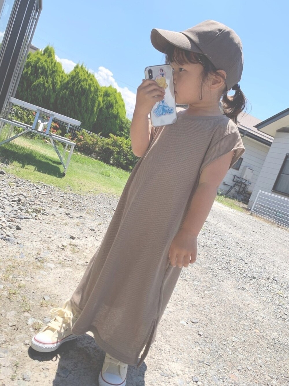 「Right-onの【BACK NUMBER】ワッフルワンピースＴ（ワンピース、ベージュ系）」を使った、yua.さん（キッズ・90cm）の夏コーディネートの1枚目の写真