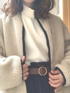 「GU（ジーユー）のアイテム（ニット/セーター、ホワイト系）」を使った、ももちさん（レディース・156cm）の冬コーディネート