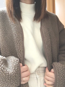 「GU（ジーユー）のアイテム（トップス、ベージュ系）」を使った、ももちさん（レディース・156cm）の冬コーディネート