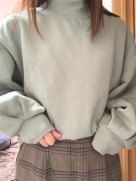 「earth music&ecology（アースミュージックアンドエコロジー）の裏起毛モックネックチュニック ●＊（Tシャツ/カットソー、グリーン系）」を使った、ももちさん（レディース・156cm）の冬コーディネート