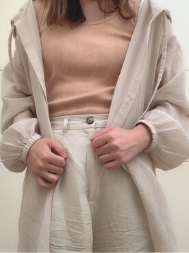 「GU（ジーユー）のアイテム（パンツ、ベージュ系）」を使った、ももちさん（レディース・156cm）の夏コーディネート