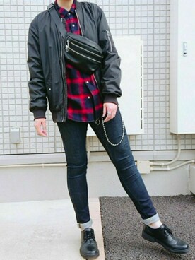 「RAGEBLUE（レイジブルー）のアイテム（ウォレットチェーン）」を使った、Hiroさん（メンズ・171cm）の冬コーディネート