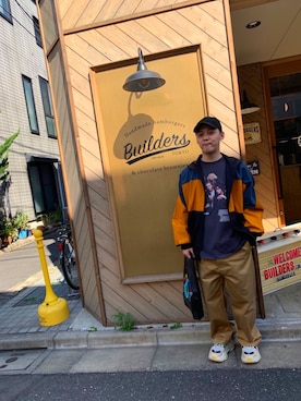 「BALENCIAGA」｜「アイテム（チノパンツ）」を使った、naoさん（メンズ・168cm）の春コーディネート