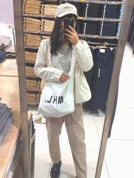 「MARGARET HOWEEL」｜「アイテム（スウェット）」を使った、inoさん（レディース・157cm）の春コーディネート