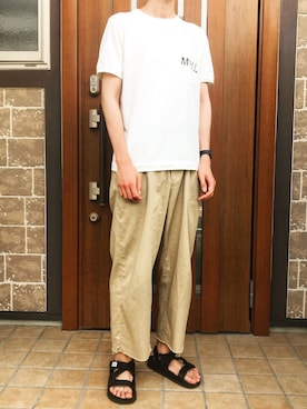 「CASIO」｜「アイテム（チノパンツ）」を使った、友人A。さん（メンズ・175cm）の夏コーディネート