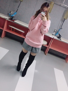 「デンハム」｜「アイテム（ブーツ）」を使った、海月🌈🌻🐈彩花さん（レディース・155cm）の冬コーディネート
