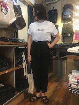 「BEN DAVIS/PROJECT LINE（ベンデイビスプロジェクトライン）のアイテム（トップス）」を使った、BENCH AT THE GREENEさん（レディース・157cm）の夏コーディネート