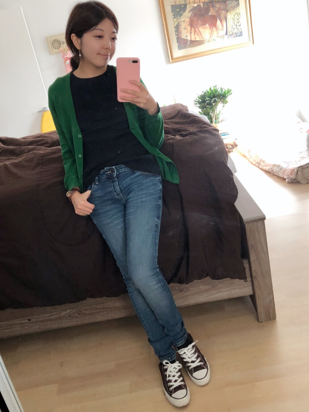 「秋、カジュアル、コンバース、オトナカジュアル、denim、UNIQLO、ZARA」｜「ZARAのアイテム（デニムパンツ、その他）」を使った、Gummy Gabさん（レディース・155cm）の秋コーディネートの1枚目の写真