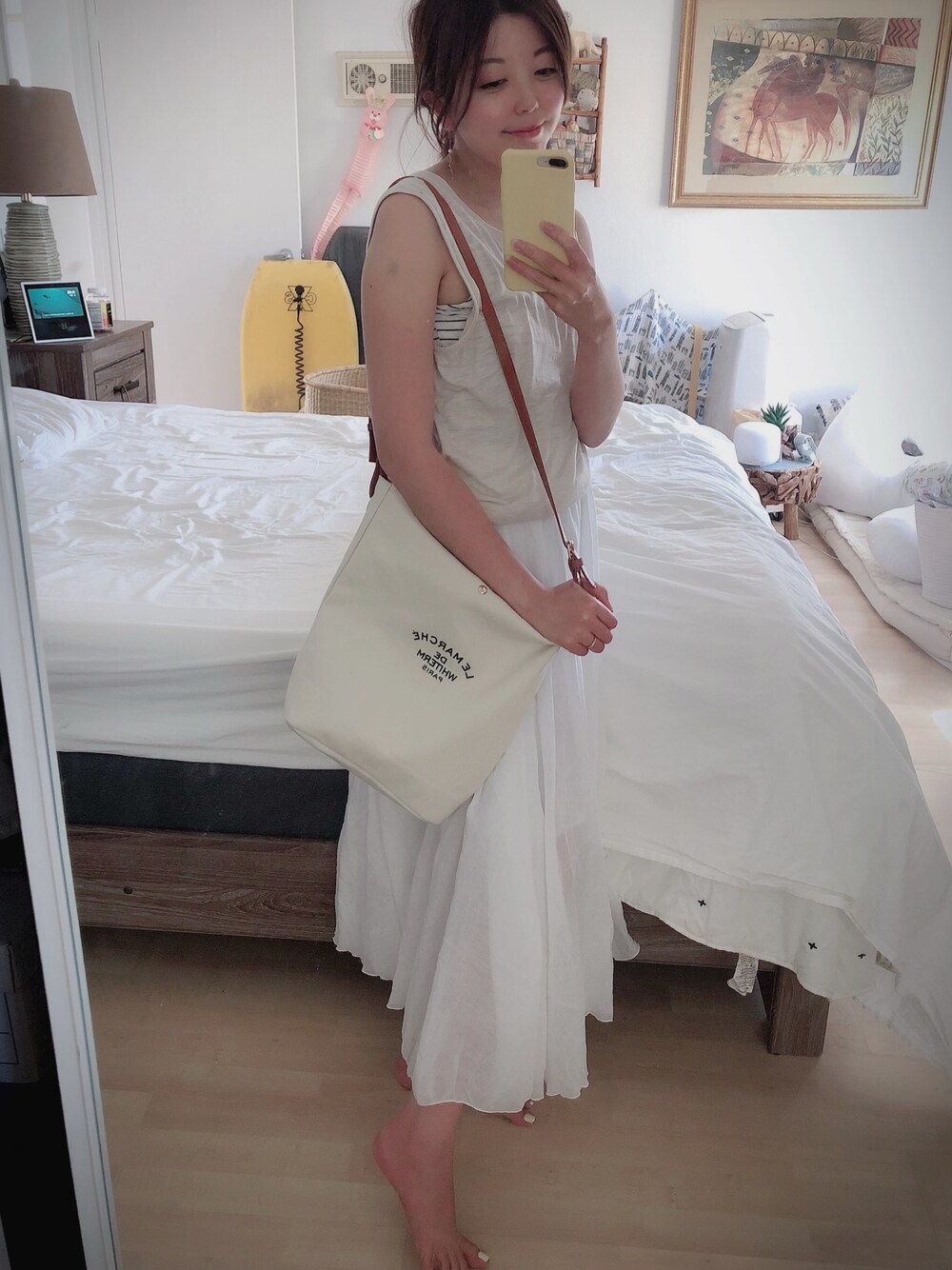 「大人カジュアル、夏コーデ、beige、white、maxi、低身長、ootd、シンプル、ロングスカート、フレアスカート」｜「no brandのアイテム（バッグ、ホワイト系）」を使った、Gummy Gabさん（レディース・155cm）の春コーディネートの1枚目の写真
