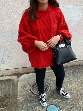 「nuguのアイテム（Knitwear、レッド系）」を使った、hinataさん（レディース・155cm）の冬コーディネート