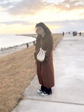 「WEGO（ウィゴー）のアイテム（チェスターコート、ブラウン系）」を使った、neneさん（レディース）の冬コーディネート