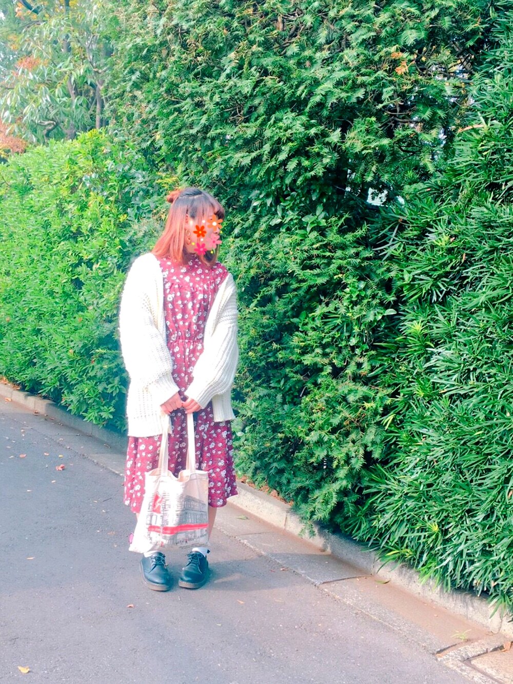 「おしゃれさんと繋がりたい、ニット、ボリューム袖、プチプラコーデ、休日スタイル、アキコーデ」｜「GAL FITのアイテム（ワンピース、レッド系）」を使った、みん。さん（レディース・157cm）の秋コーディネートの1枚目の写真