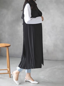 「日系极简」｜「アイテム（サンダル）」を使った、MODEROBE.OFFICIALさん（レディース・165cm）の春コーディネート