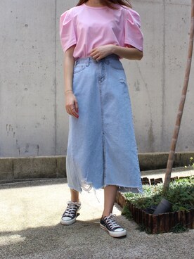 「アイテム（デニムスカート）」を使った、MODEROBE.OFFICIALさん（レディース・165cm）の夏コーディネート