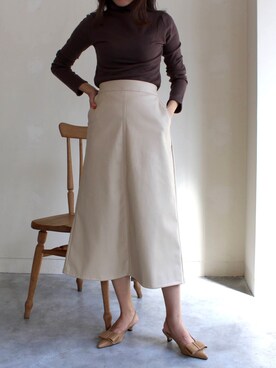 「日系极简」｜「アイテム（スカート）」を使った、MODEROBE.OFFICIALさん（レディース・165cm）の秋コーディネート