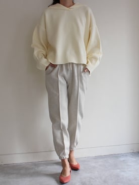 「日系极简」｜「アイテム（スウェットパンツ）」を使った、MODEROBE.OFFICIALさん（レディース・165cm）の秋コーディネート
