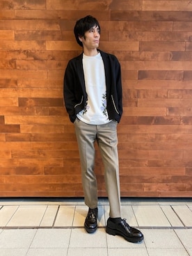 「tk.TAKEO KIKUCHI（ティーケータケオキクチ）のアイテム（その他パンツ）」を使った、tk.TAKEO KIKUCHI 小倉駅前アイム店さん（メンズ・185cm）の春コーディネート