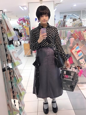 「アイテム（ピアス（片耳用）、パープル系）」を使った、よるねこねるよさん（レディース・163cm）の夏コーディネート