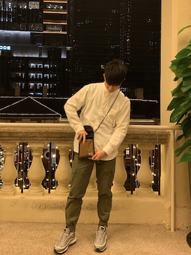 「Carhartt（カーハート）のアイテム（財布/小物）」を使った、_Griffin  _hcさん（メンズ・166cm）の春コーディネート
