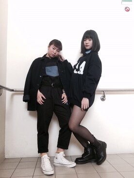「TOMMY HILFIGER」｜「アイテム（オールインワン・サロペット）」を使った、Evonne Stef Yingfanさん（レディース・157cm）の冬コーディネート