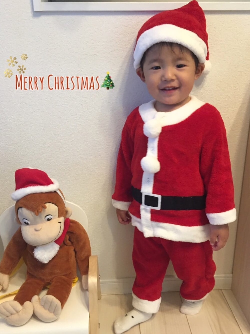 「メリークリスマス、サンタクロース、サンタコス、男の子コーデ、2歳」｜「しまむらのアイテム（コスチューム/パーティーグッズ、レッド系）」を使った、Ren☆さん（キッズ・80cm）の冬コーディネートの1枚目の写真