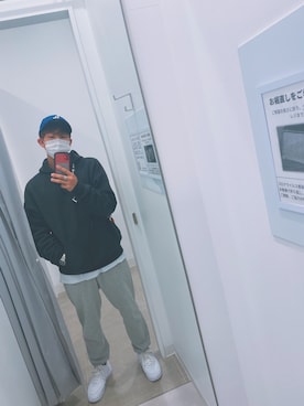 「airforce1」｜「アイテム（帽子）」を使った、Jintoさん（メンズ・173cm）の春コーディネート