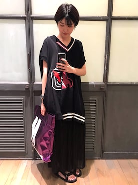「アイテム（クラッチバッグ、パープル系）」を使った、ナツミ@DIESEL岡山さん（レディース・163cm）の夏コーディネート
