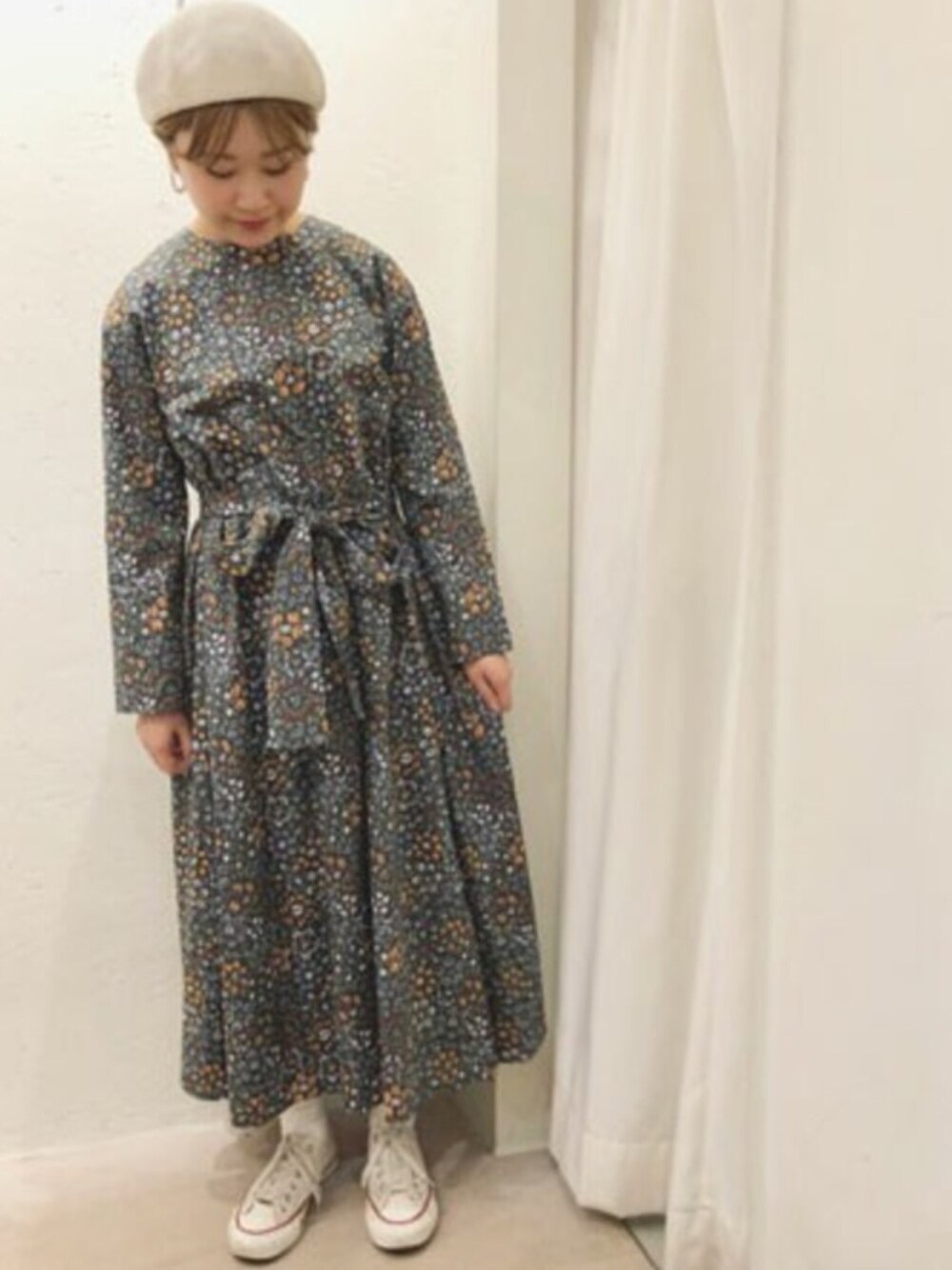 yuni（ユニ ）の「コットンブロード flowerプリントフレアワンピース  