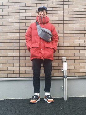 「アイテム（ダウンジャケット/コート、レッド系）」を使った、やからさん（メンズ・173cm）の冬コーディネート