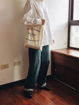 「UNIQLO（ユニクロ）のハイライズワイドストレートジーンズ（デニムパンツ）」を使った、sakanaさん（レディース・165cm）の春コーディネート