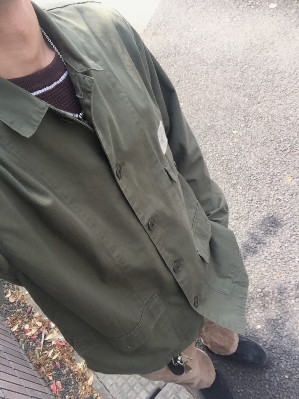 「SCHOTT、アメカジ、古着、used、バンズ」｜「schottのSchott/ショット/FATIGUE COVERALL JACKET/ファティーグ カバーオール ジャケット（カバーオール、グリーン系）」を使った、KAZUKI YAMADAさん（メンズ・178cm）の春コーディネートの1枚目の写真