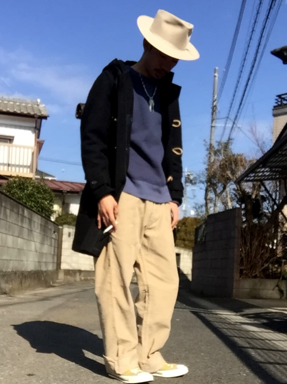 「SCHOTT、アメカジ、vintage、ヴィンテージ、お洒落さんとつながりたい、STETSON、コンバース、チャックテイラー、コーデュロイ、コーデュロイパンツ」｜「STETSONのアイテム（ハット、ベージュ系）」を使った、KAZUKI YAMADAさん（メンズ・178cm）の冬コーディネートの1枚目の写真