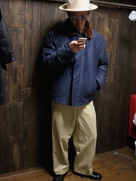 「SCHOTT」｜「アイテム（ミリタリージャケット）」を使った、KAZUKI YAMADAさん（メンズ・178cm）の冬コーディネート