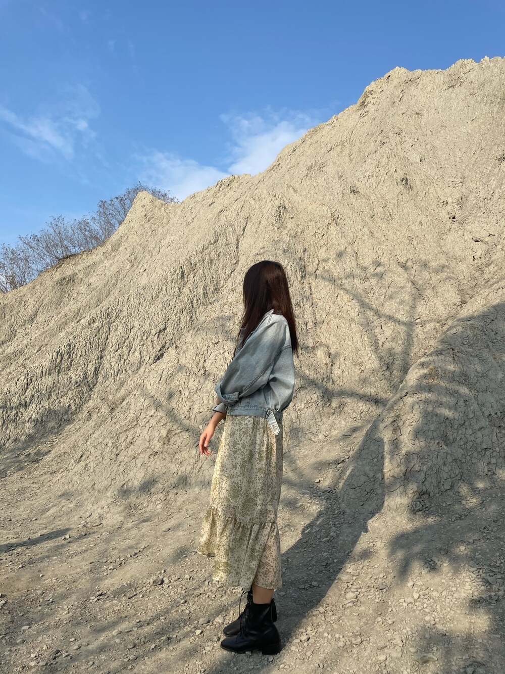 「Taiwan」｜「Kashinのアイテム（スカート、グリーン系）」を使った、Chantalさん（レディース・161cm）の夏コーディネートの1枚目の写真
