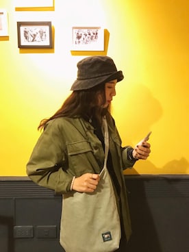 「plain-me（プレインミー）のアイテム（その他アウター）」を使った、Chiang Pei Chiさん（レディース・155cm）の秋コーディネート