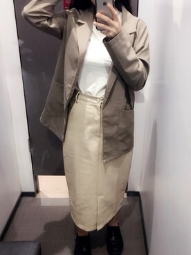 「NET（ネット）のアイテム（フォーマルスーツ/小物）」を使った、Alaniさん（レディース・157cm）の秋コーディネート