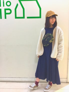 「エプロンワンピース」｜「アイテム（ジャケット/アウター）」を使った、kayoさん（レディース・153cm）の冬コーディネート