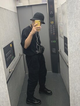 「UNIQLO（ユニクロ）のアイテム（トップス、ブラック系）」を使った、kairiさん（メンズ・175cm）の秋コーディネート