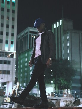 「Levi's（リーバイス）のアイテム（ダウンジャケット/コート）」を使った、Tre' Riveraさん（メンズ・175cm）の冬コーディネート