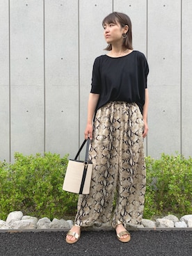 「Factor=（ファクターイコール）のアイテム（パンツ）」を使った、Nakamuraさん（レディース・156cm）の春コーディネート