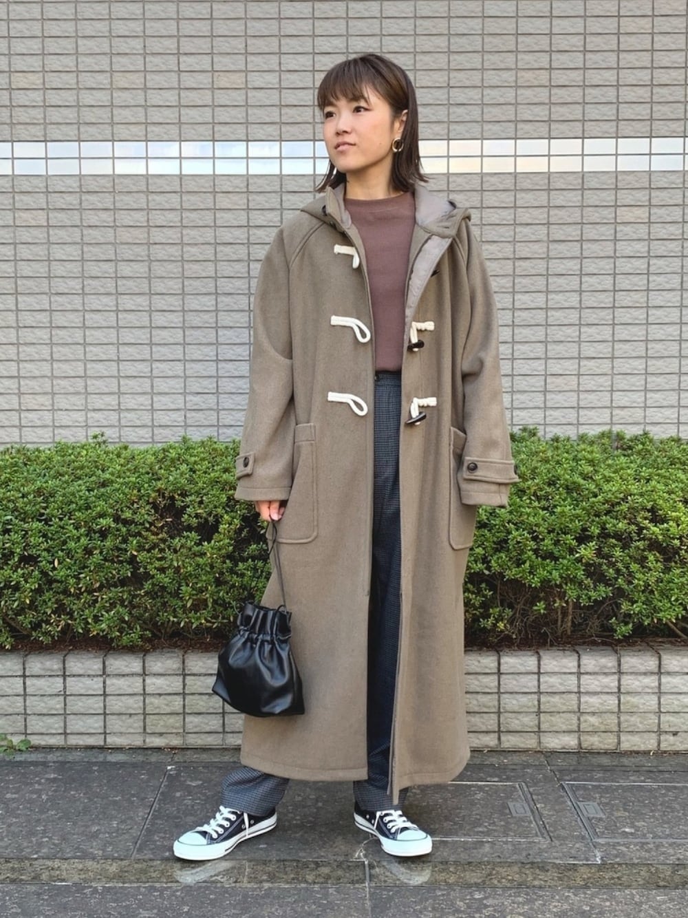 「カジュアル、ダッフルコート、冬コーデ、大人カジュアル、Factor=、チェックパンツ、ロングダッフル、オトナ女子、プレゼント企画、カフェオレコーデ」｜「Factor=のFactor= ロングダッフルコート（ダッフルコート、ベージュ系）」を使った、Nakamuraさん（レディース・156cm）の秋コーディネートの1枚目の写真