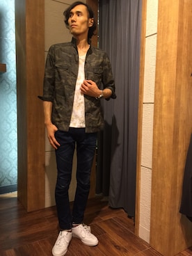 Suguru Yoshizakiさん（メンズ・178cm）の春コーディネート